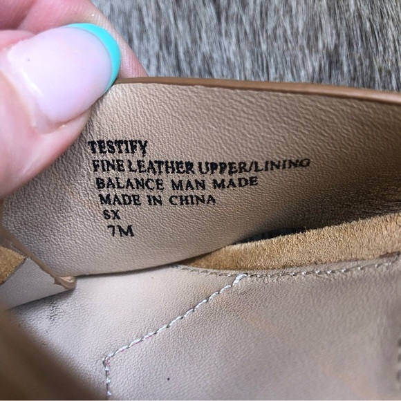 Charles David Testify kid suede in caramel color slip on sandal 2.5 heel size 7 - Picture 6 of 7